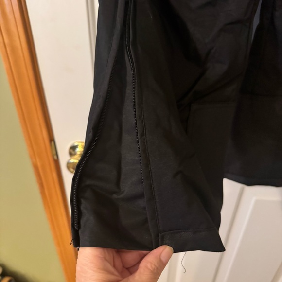ARCTIX Men’s Snowsport Cargo Ski Snowboard Pants Size Medium NWT - Picture 3 of 12